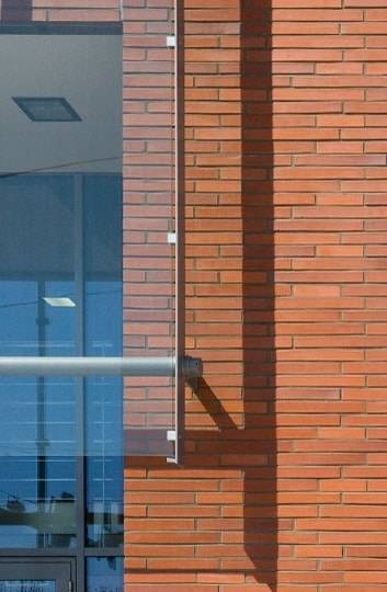 A MCPH041 building with a glass door.